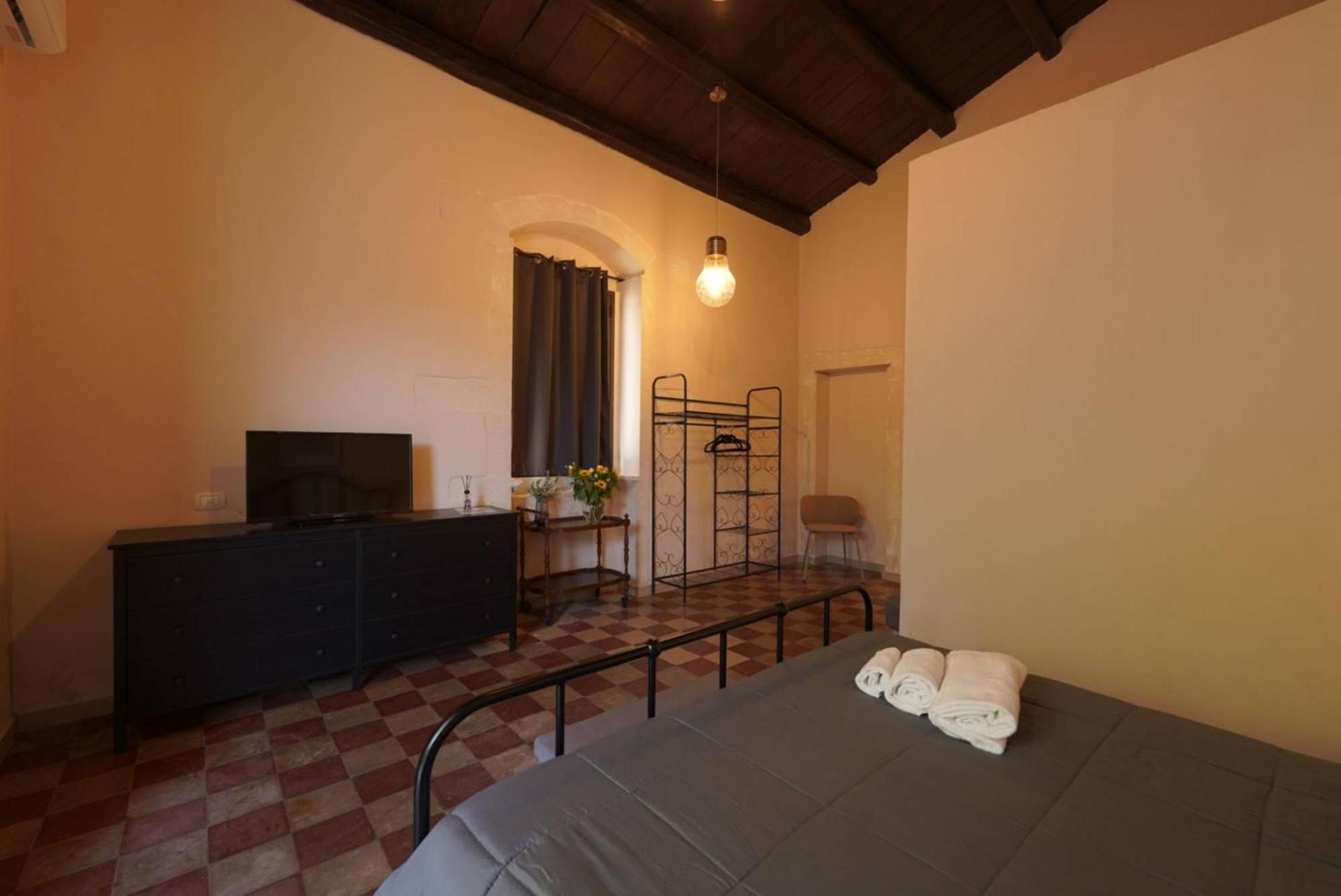 Syracuseapartments Antica Dimora Екстер'єр фото